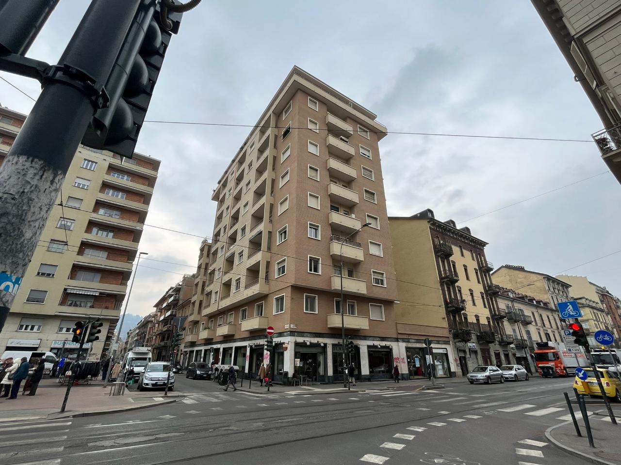 Magazzino in Via Donizzetti 2, Torino - Foto 1