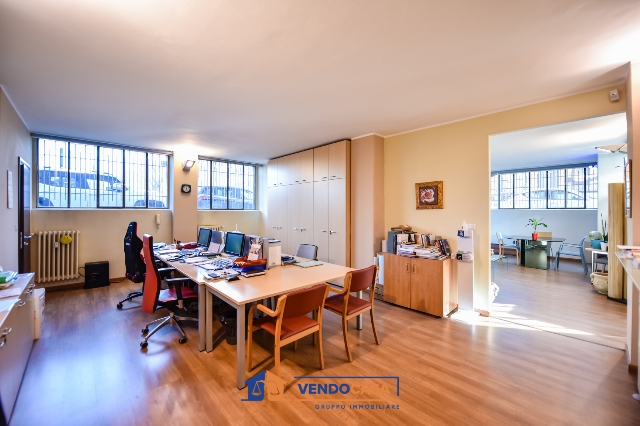 Büro in Via Ventimiglia 16, Torino - Foto 1