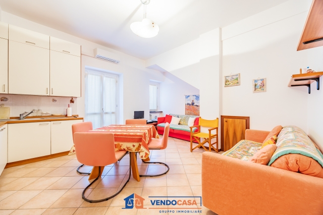 2-room flat in Via Giuseppe Garibaldi, Spotorno - Photo 1