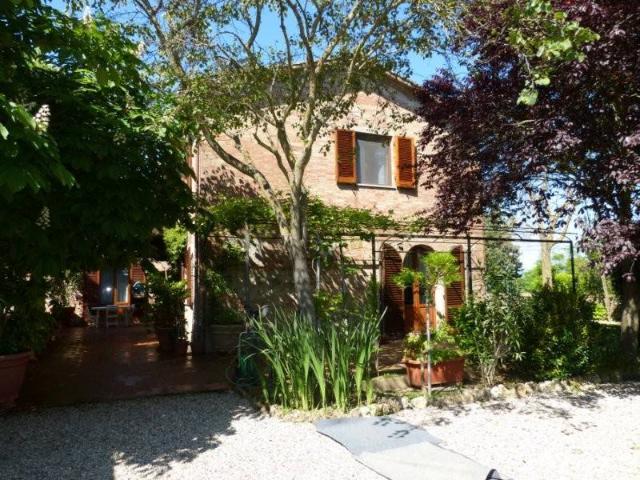 Country house or cottage in Strada di Fogliano, Siena - Photo 1