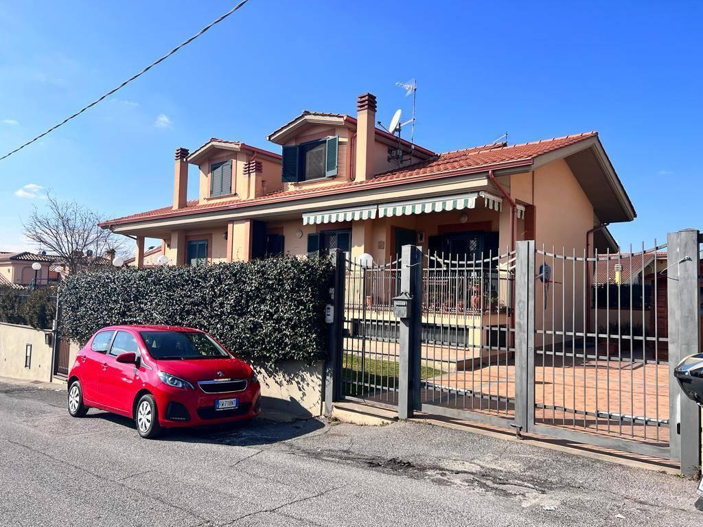 Villa in vendita a Guidonia Montecelio