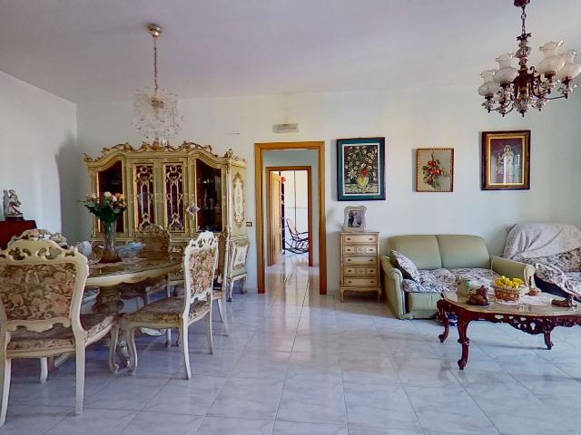 main gallery real estate image