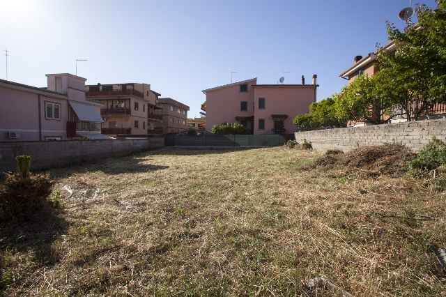 Building land in Via Eugenio Cisterna, Roma - Photo 1