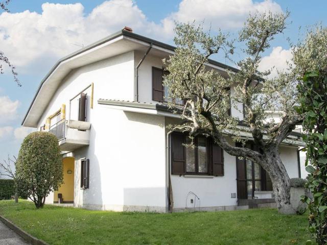 Mansion in Via V. Civerchi, Palazzolo sull'Oglio - Photo 1