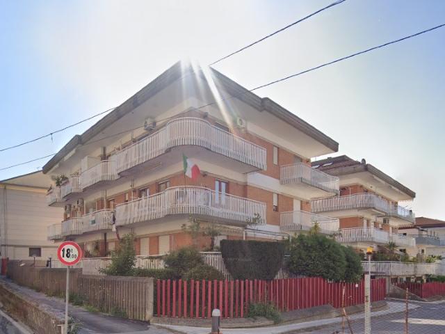 Garage or car box in Via Sala, Cava de' Tirreni - Photo 1