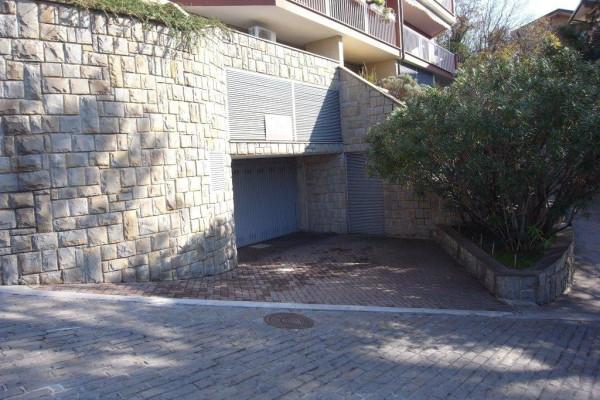 Garage - Parking slot in Via Bonomea, Trieste - Photo 1