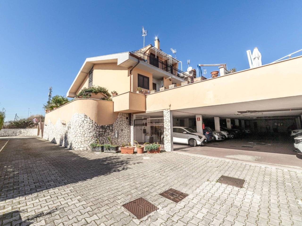 Villa a schiera in vendita a Guidonia Montecelio