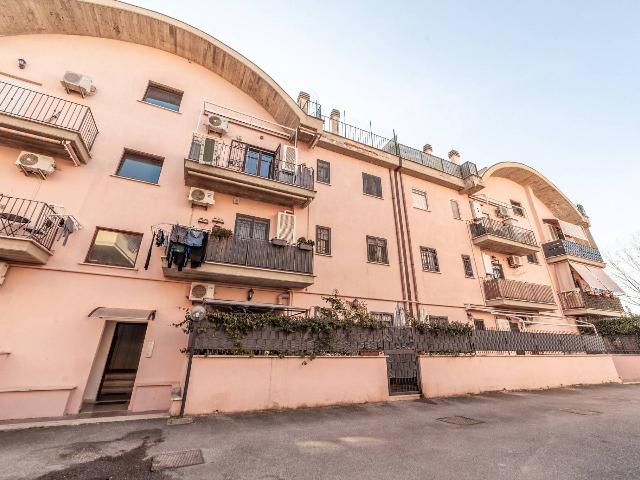 2-room flat in Via Luigi Marcotulli, Tivoli - Photo 1