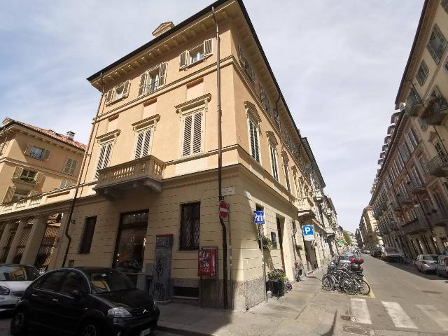 Negozio in Via della Rocca 26, Torino - Foto 1