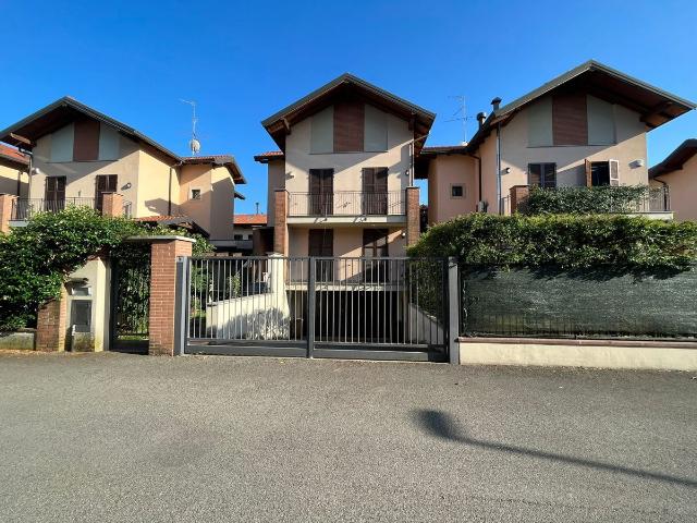 Villa in Via Caimi 14, Corbetta - Foto 1