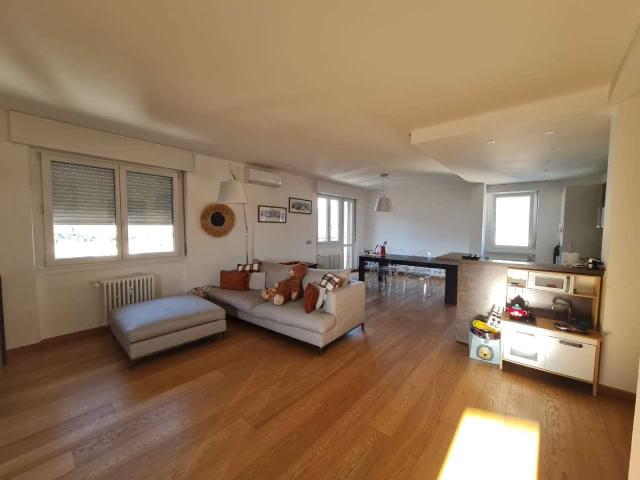 Dreizimmerwohnung in Via Trento 57, Sondrio - Foto 1