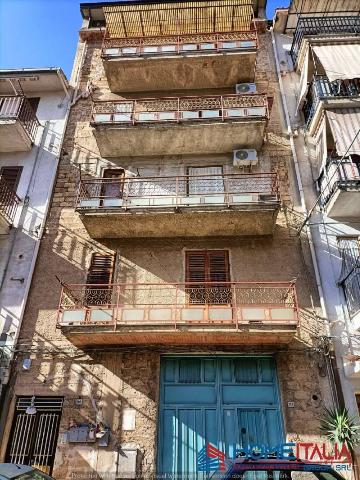 4-room flat in Via Papa Giovanni XXIII 116, Belmonte Mezzagno - Photo 1