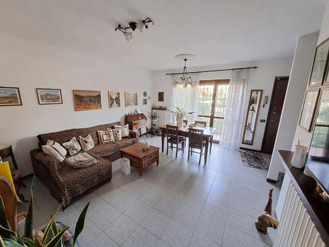 Villa a schiera in Via Salvo d'Acquisto  6, Robecco sul Naviglio - Foto 1