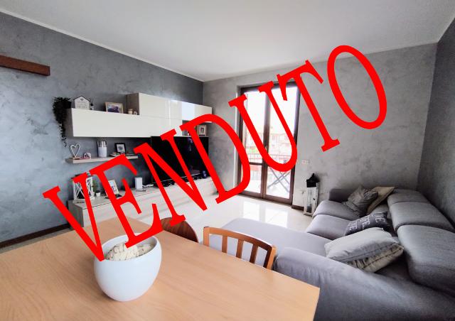 3-room flat in Via Don Minzoni  6, Robecco sul Naviglio - Photo 1