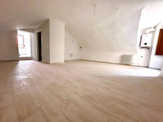 2-room flat in Via del Falco, L'Aquila - Photo 1