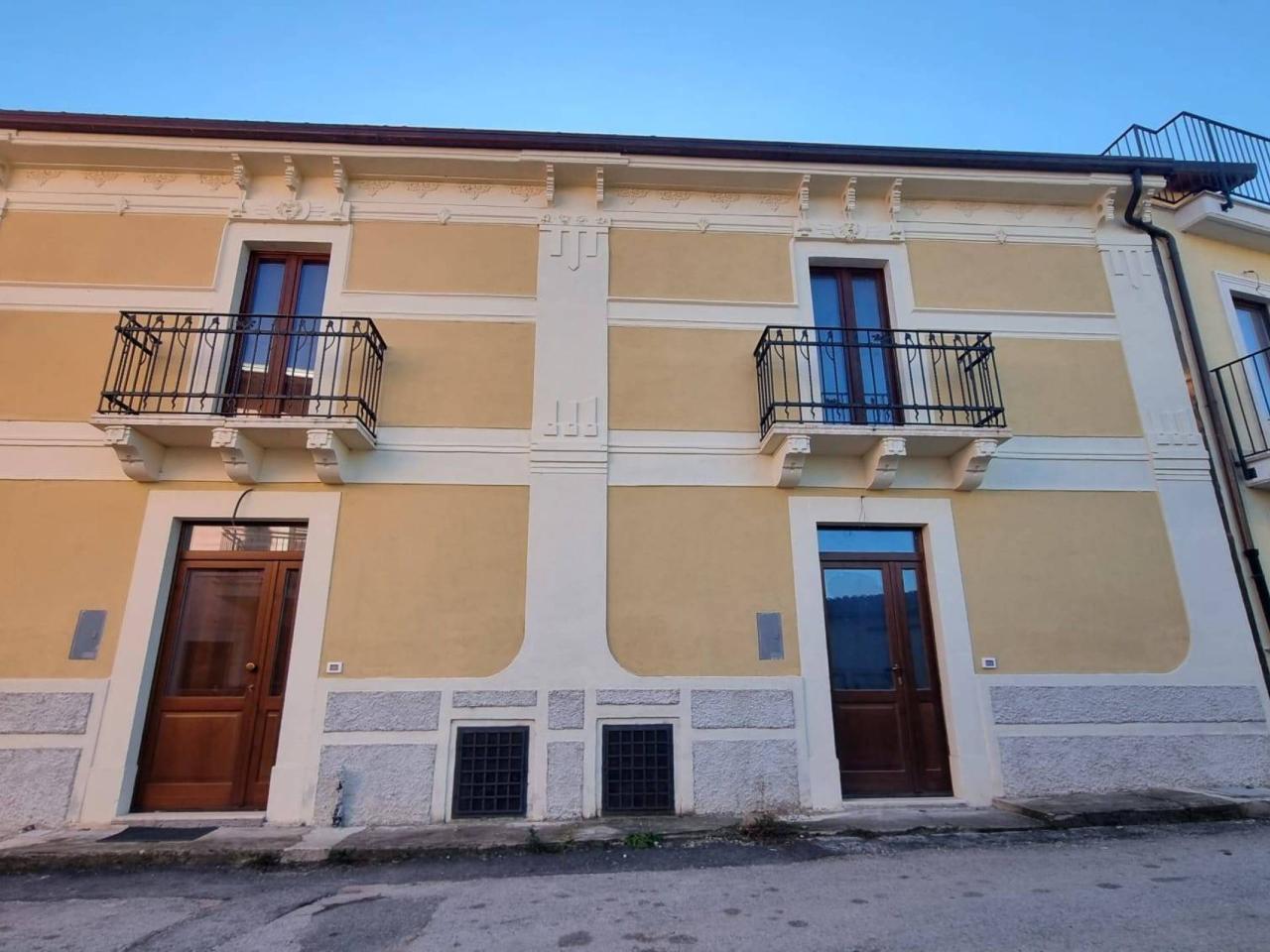 Casa indipendente in vendita a Villa Sant'Angelo