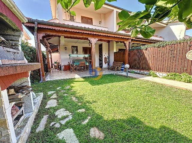 Terraced house in Via Oceano Pacifico, Santa Marinella - Photo 1