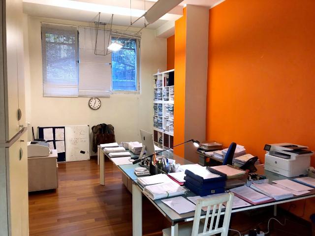 Office in Via Tortona, Milano - Photo 1