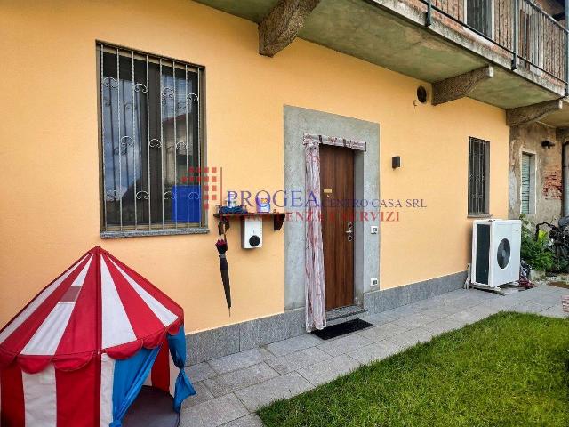 2-room flat in Via Monte Bianco 31, Nerviano - Photo 1