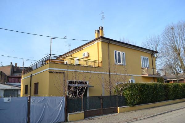 Villa in Viale Giacomo Matteotti 8, Fiscaglia - Foto 1