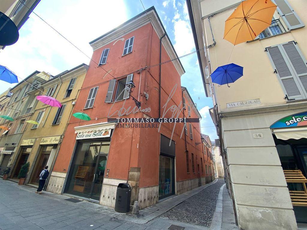 Palazzo in vendita a Piacenza