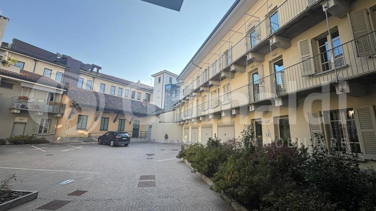 Ufficio in Corso Matteotti 8, Abbiategrasso, {3} - Foto 1