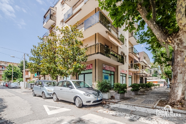 Wohnung in {3}, Viale Tripoli 172 - Foto 1