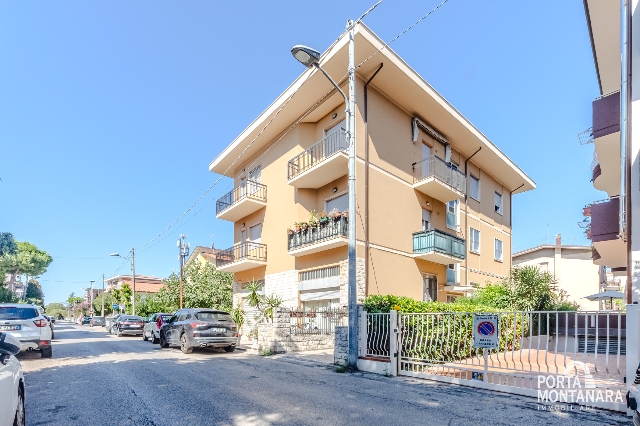 4-room flat in Via Giuseppe Lipparini 15, Rimini - Photo 1