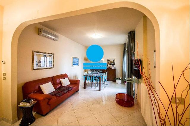 4-room flat in {3}, - Photo 1