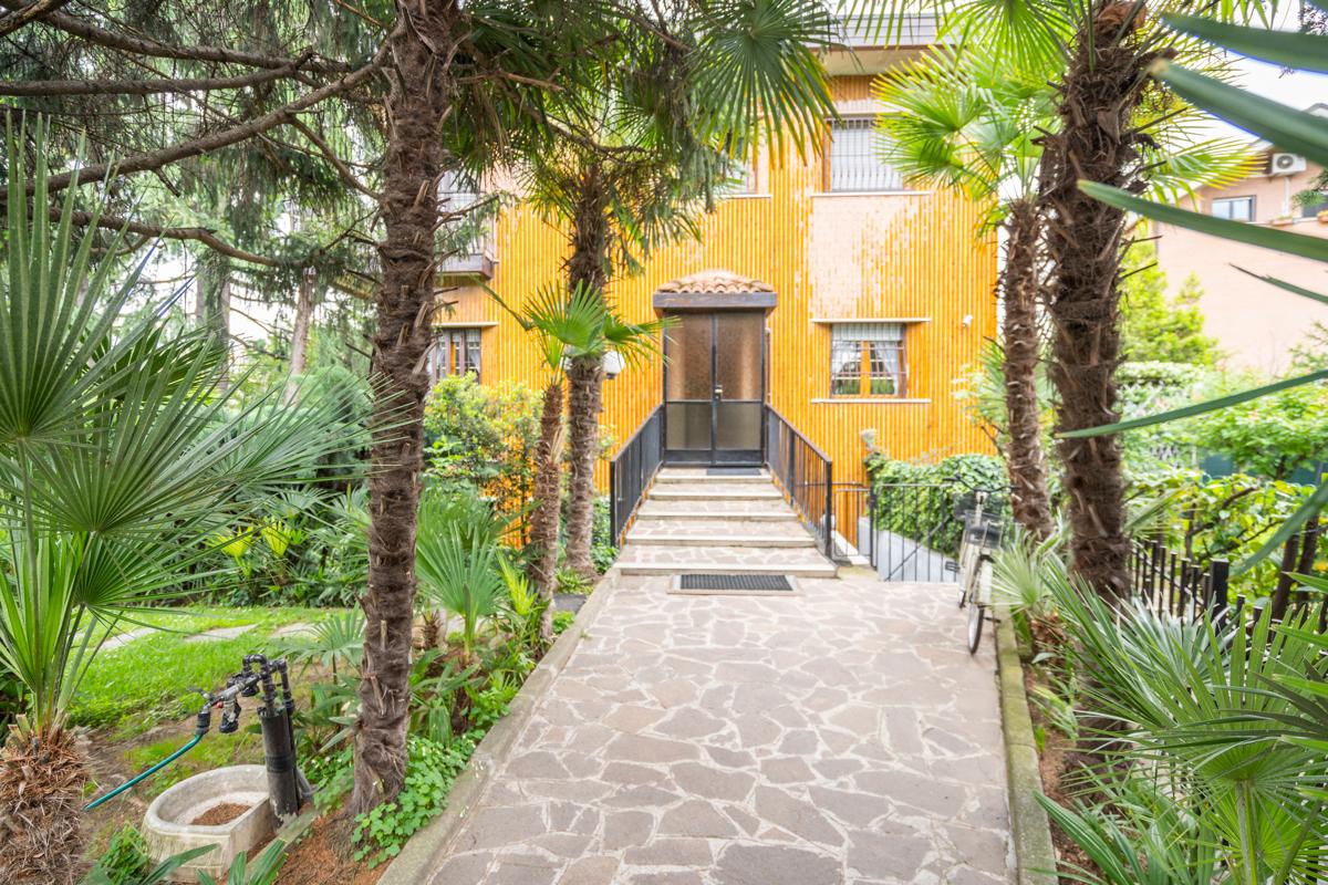 Villa a schiera in vendita a Milano