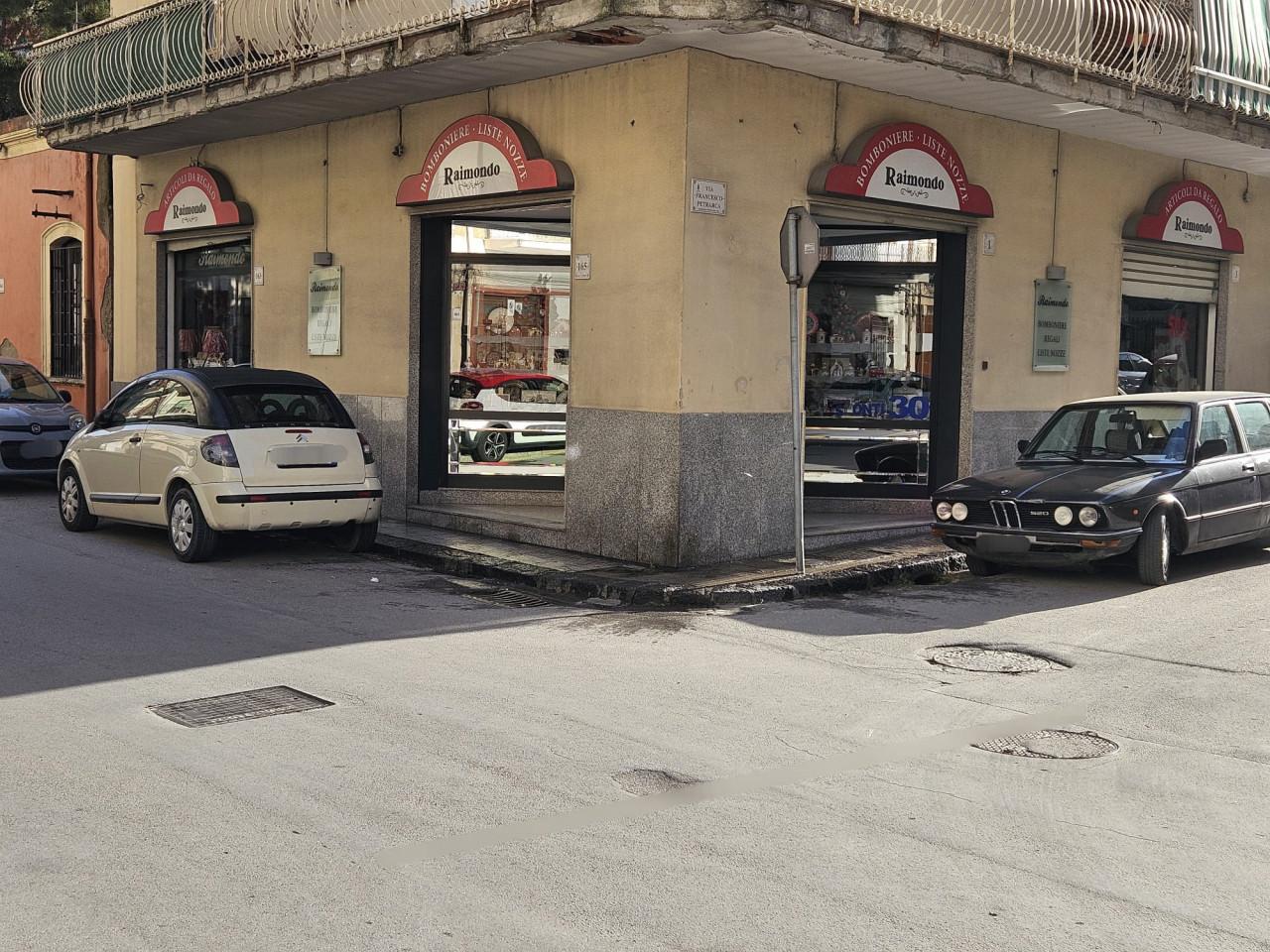 Negozio in Via Cairoli 165, Barcellona Pozzo Di Gotto, {3} - Foto 1
