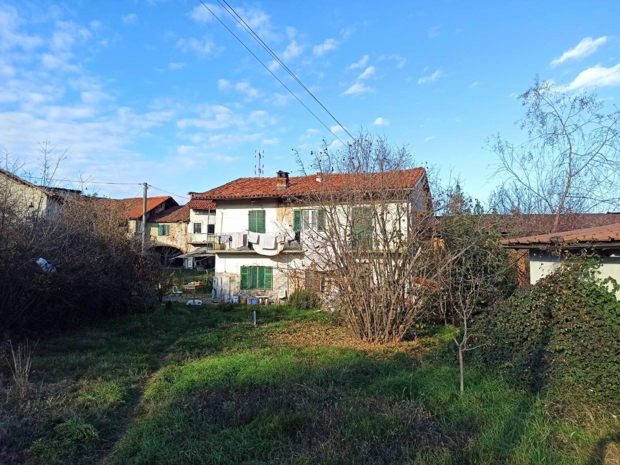 Immobile residenziale in vendita a Mondovi'