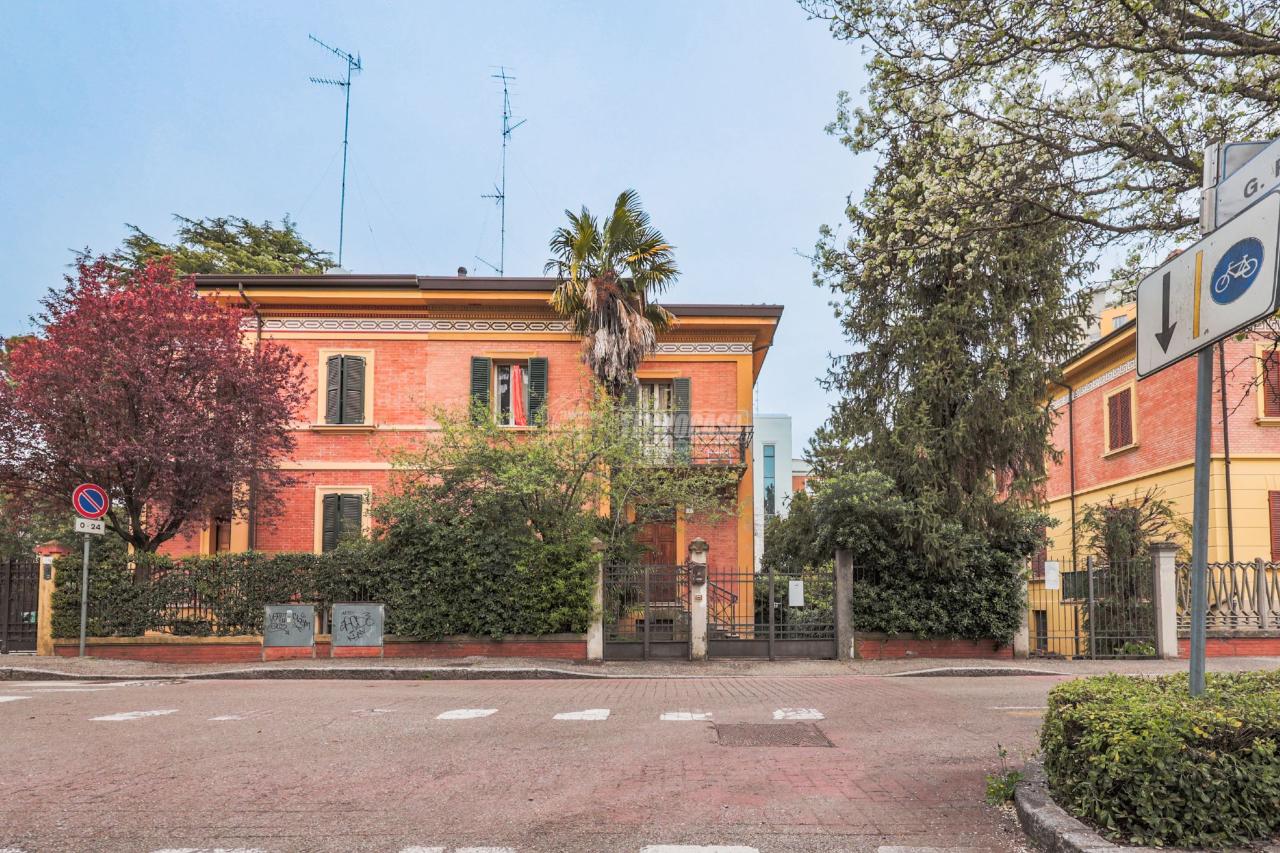 Casa indipendente in vendita a Imola