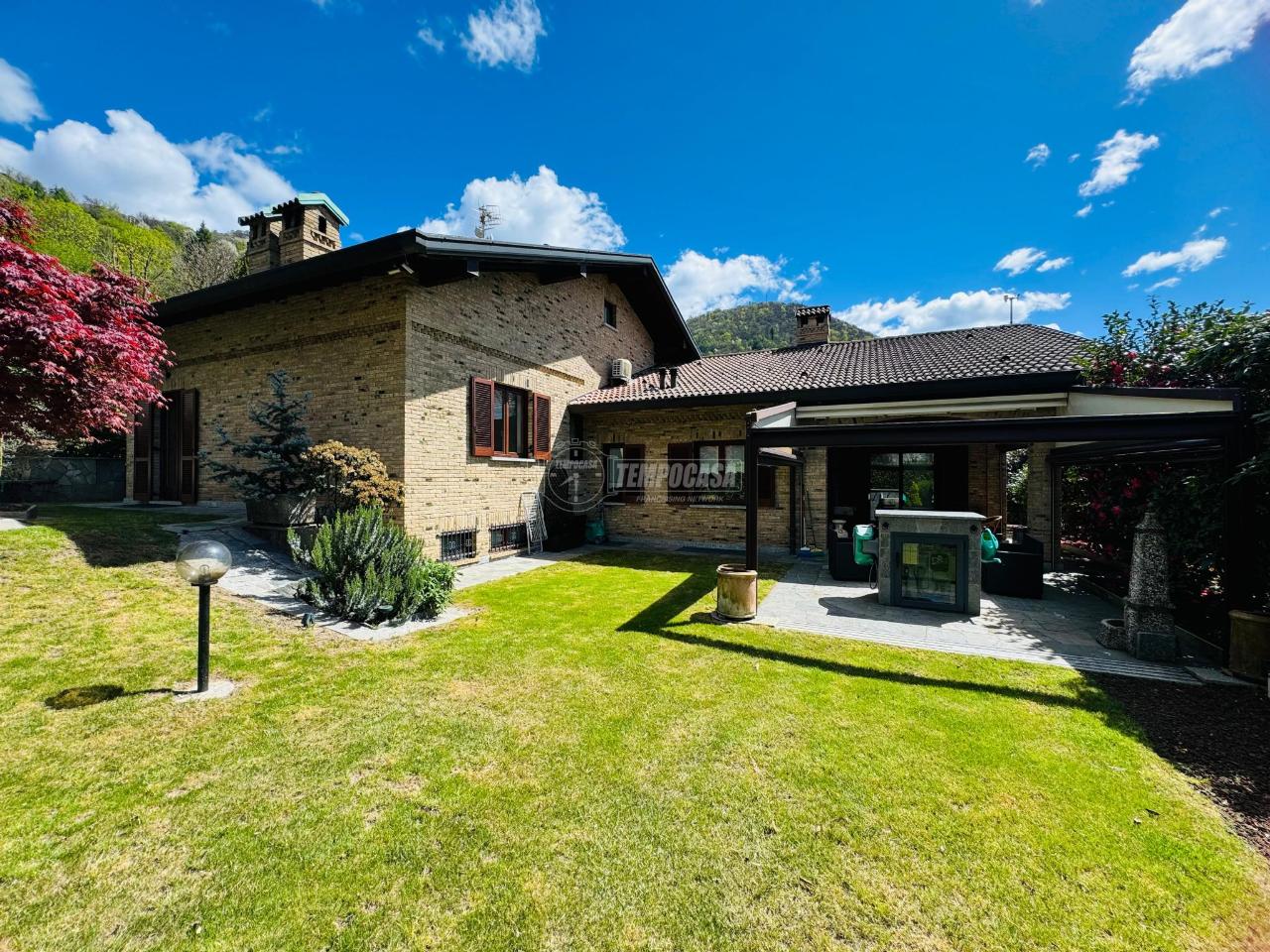 Villa in vendita a Centro Valle Intelvi