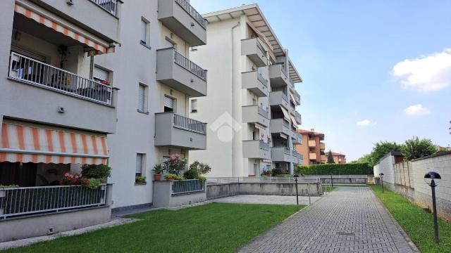 Dreizimmerwohnung in Via Torquato Tasso 46, Solaro - Foto 1