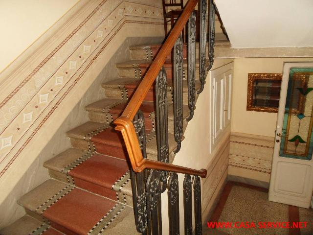 Detached house in Via Dante Alighieri, Montevarchi - Photo 1