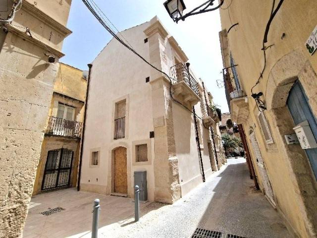 Casa indipendente in Via Vittorio Veneto, Siracusa - Foto 1