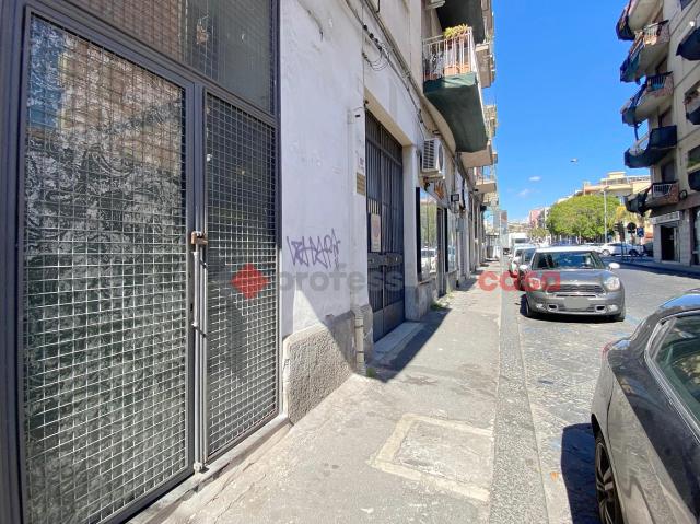 Geschäft in Via Vincenzo Giuffrida  129, Catania - Foto 1