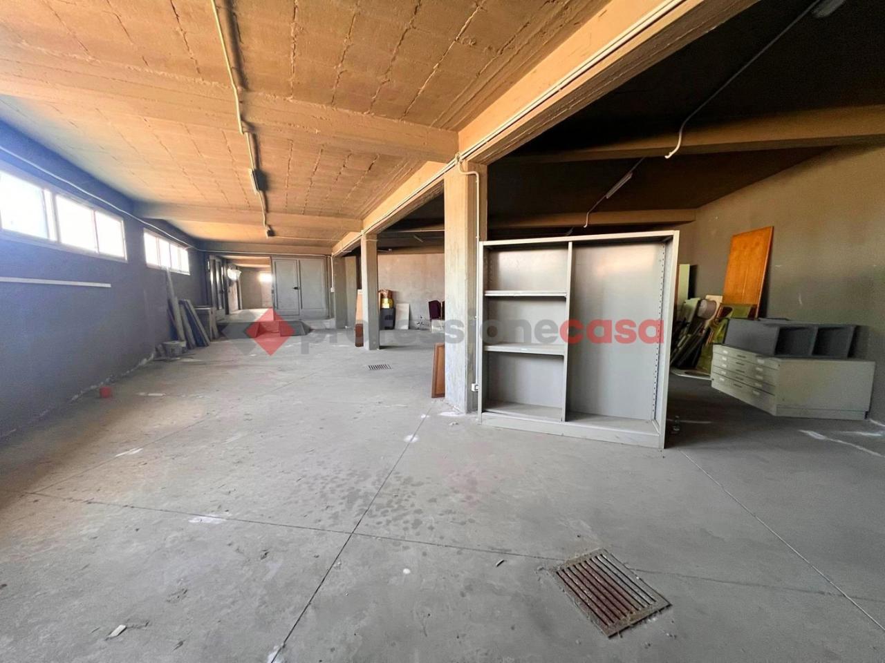 Magazzino in Via Gian Battista Nicolosi 401, Paterno', {3} - Foto 2