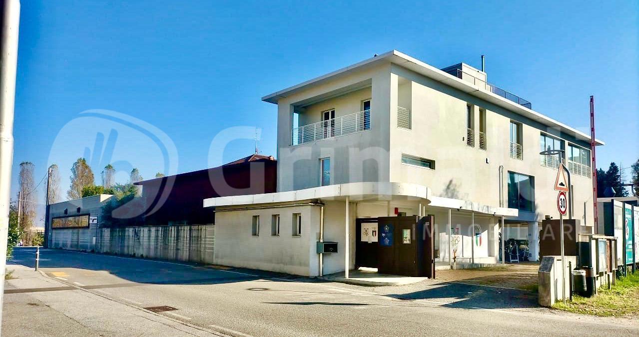 Negozio in Via Fermi  24, Lurago D'Erba, {3} - Foto 1