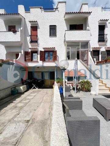 Terraced house in Via Paolo Borsellino, Santa Marinella - Photo 1