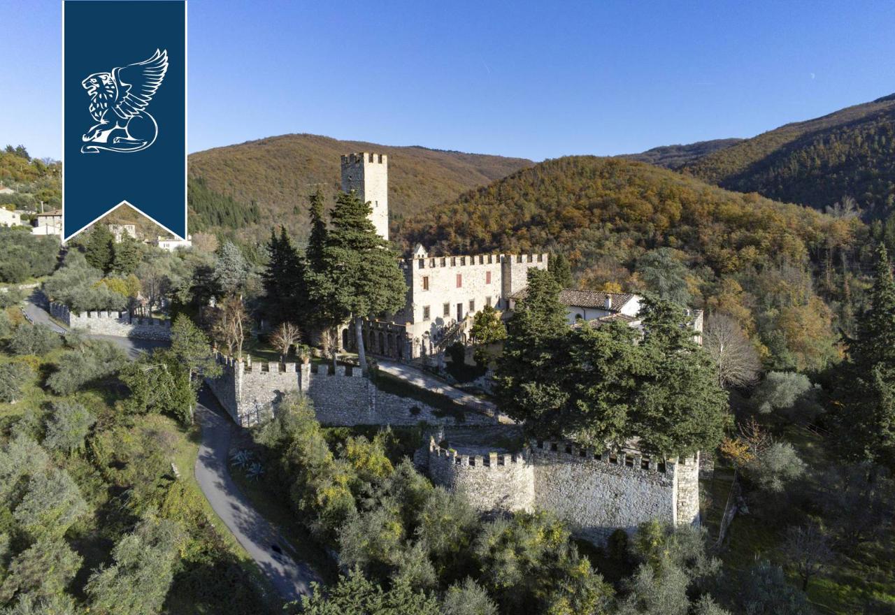 Castello in vendita a Calenzano
