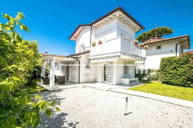 Mansion in Via Giuseppe Viner, Forte dei Marmi - Photo 1