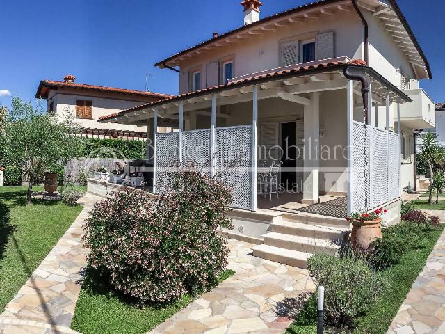 Villa in Via Leonardo da Vinci 220, Pietrasanta - Foto 1