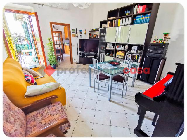 4-room flat, Livorno - Photo 1