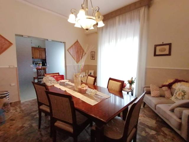 Vierzimmerwohnung in Via Adone Zoli 21, San Nicola la Strada - Foto 1