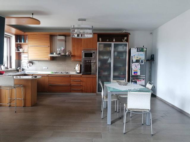 Apartament in Via Cairoli 74, San Nicola la Strada - Photo 1