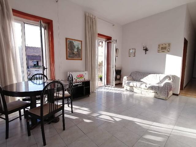 4-room flat in Via Duca d'Aosta 3, San Nicola la Strada - Photo 1