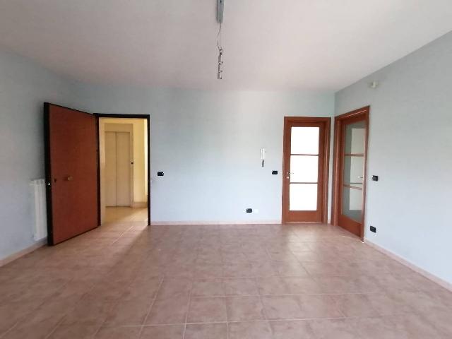 4-room flat in Via Grotta 57, San Nicola la Strada - Photo 1