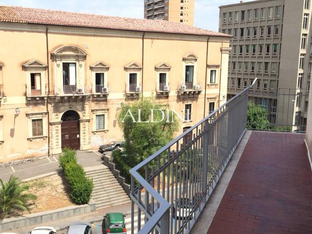 2-room flat in {3}, Piazza San Domenico - Photo 1